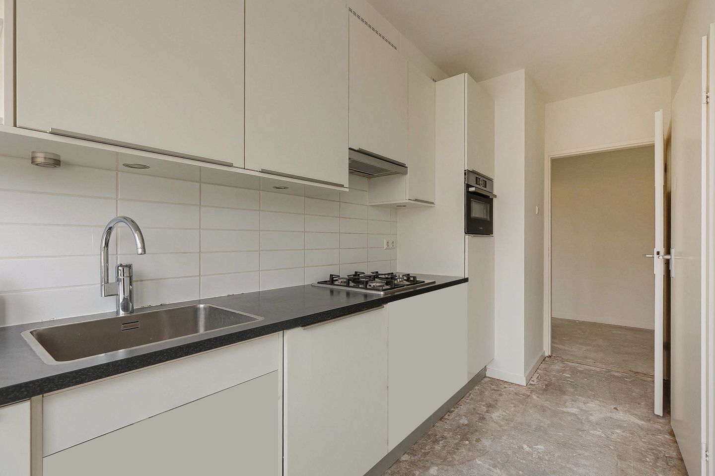 Photo 19 of Nieuw Herlaer 159