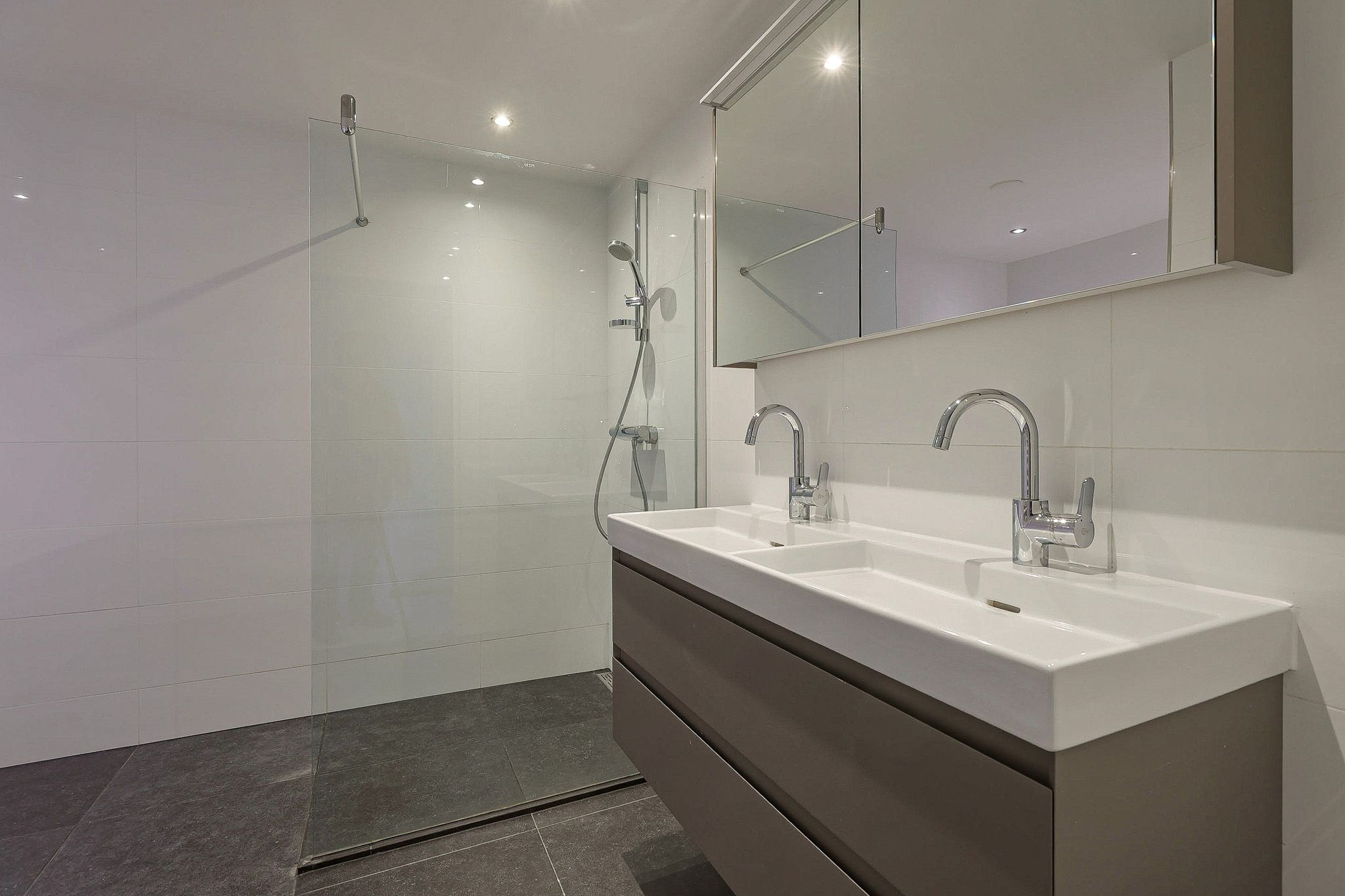 Photo 21 of Nieuw Herlaer 159