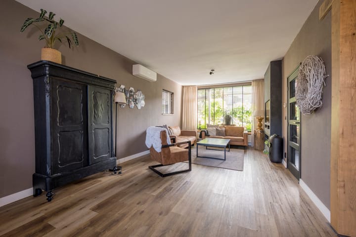 Foto 2 van Esdoornlaan 21