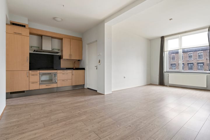 Foto 2 van Rijksweg Zuid 208