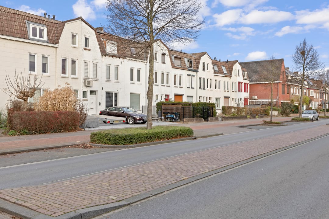 Foto 28 van Rijksweg Zuid 208