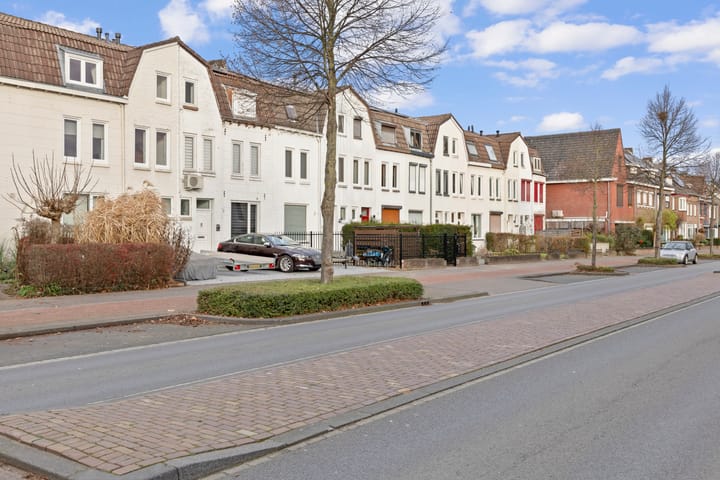 Foto 28 van Rijksweg Zuid 208