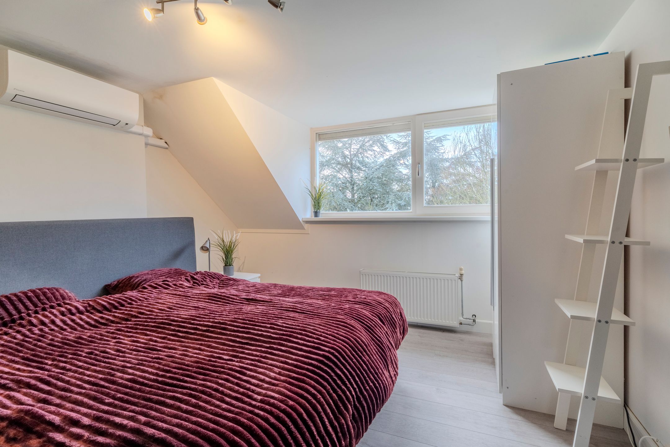 Foto 39 van Burgemeester van de Mortelplein 120