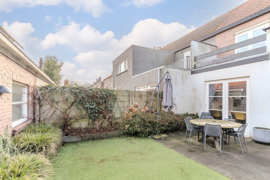 Foto 52 van Burgemeester van de Mortelplein 120