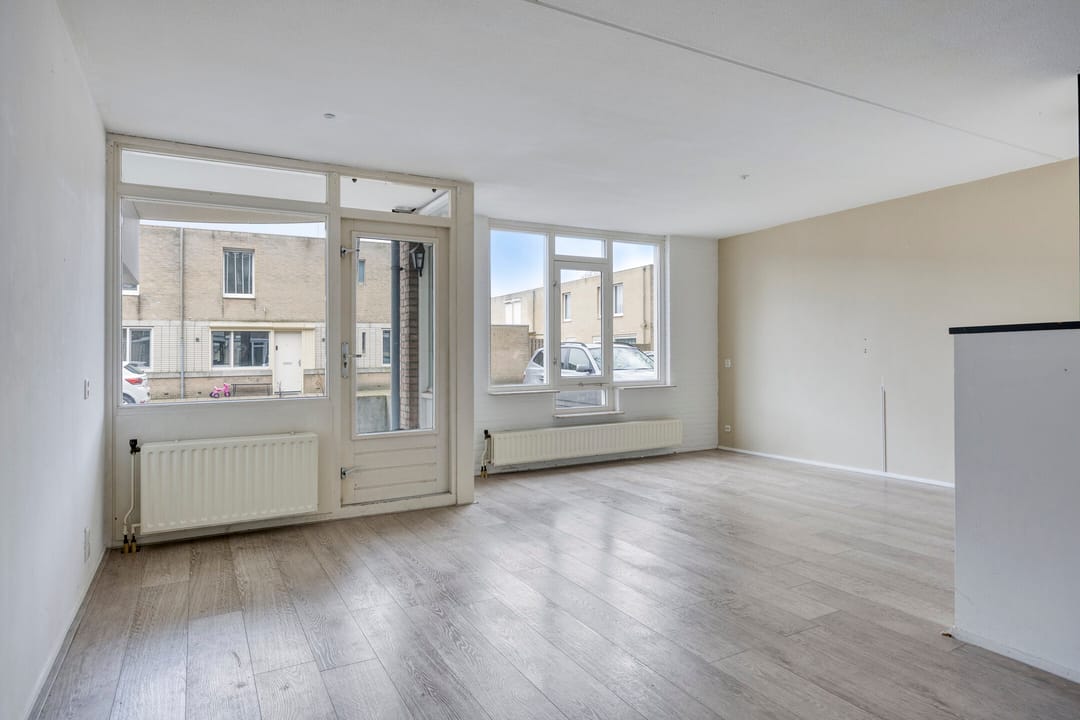 Photo 11 of Zernikestraat 28