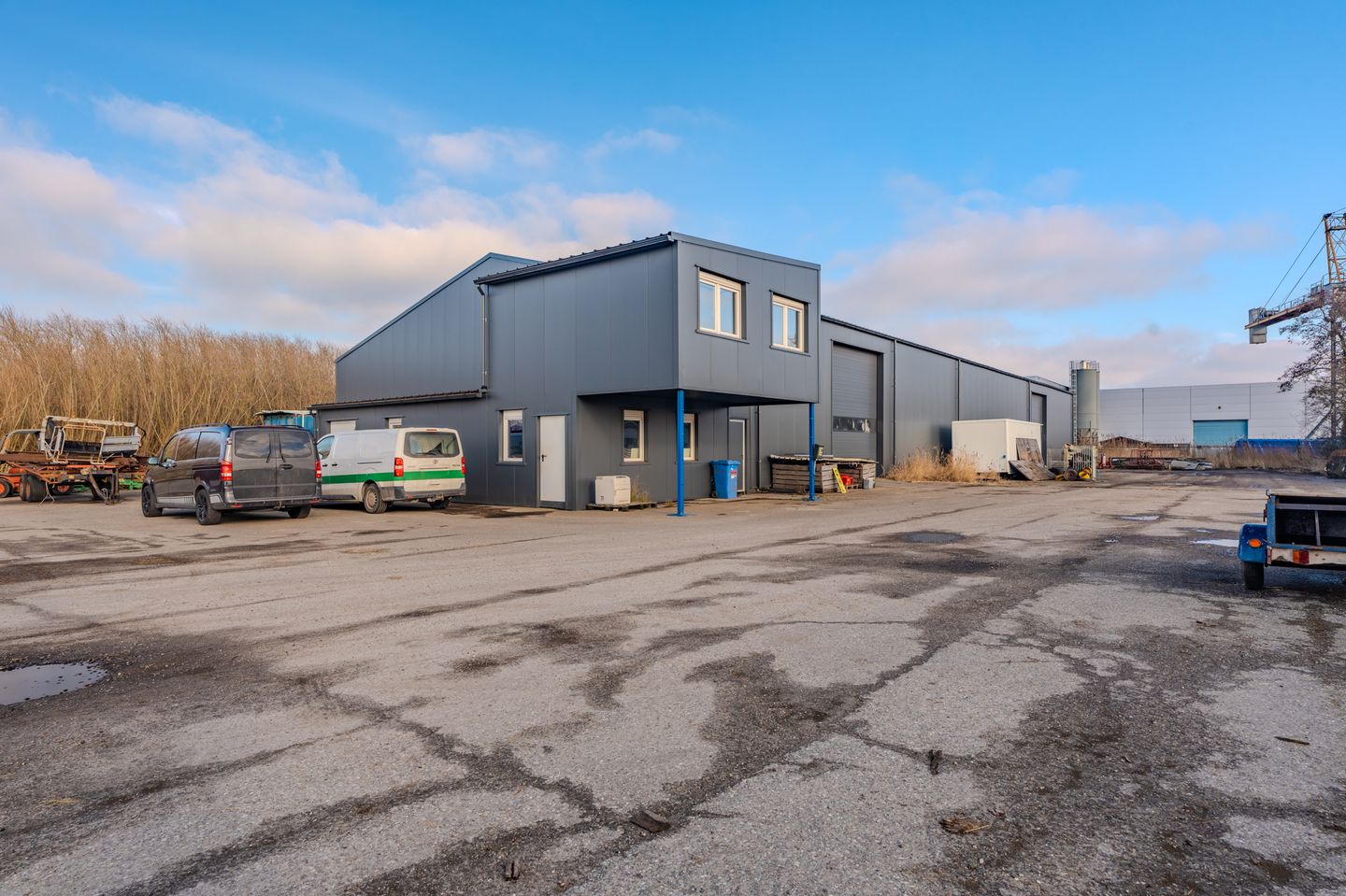 Bekijk foto 4 van Eerste Industrieweg 16