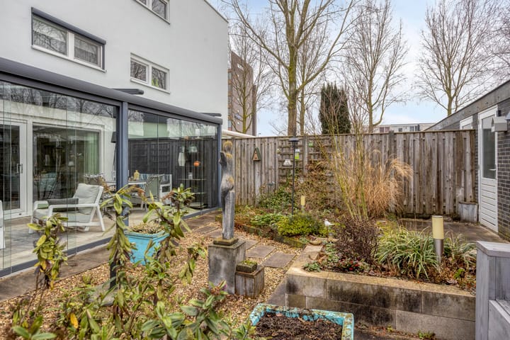 Foto 44 van Schipluidenlaan 235