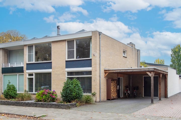 Schout Crillaertstraat 9