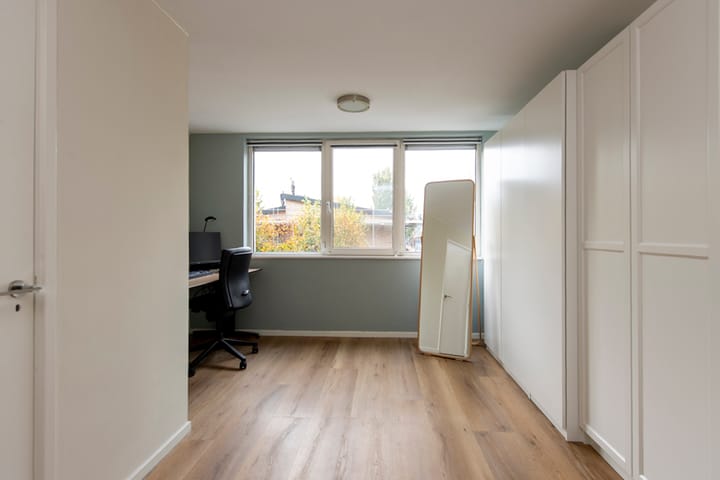 Foto 38 van Schout Crillaertstraat 9