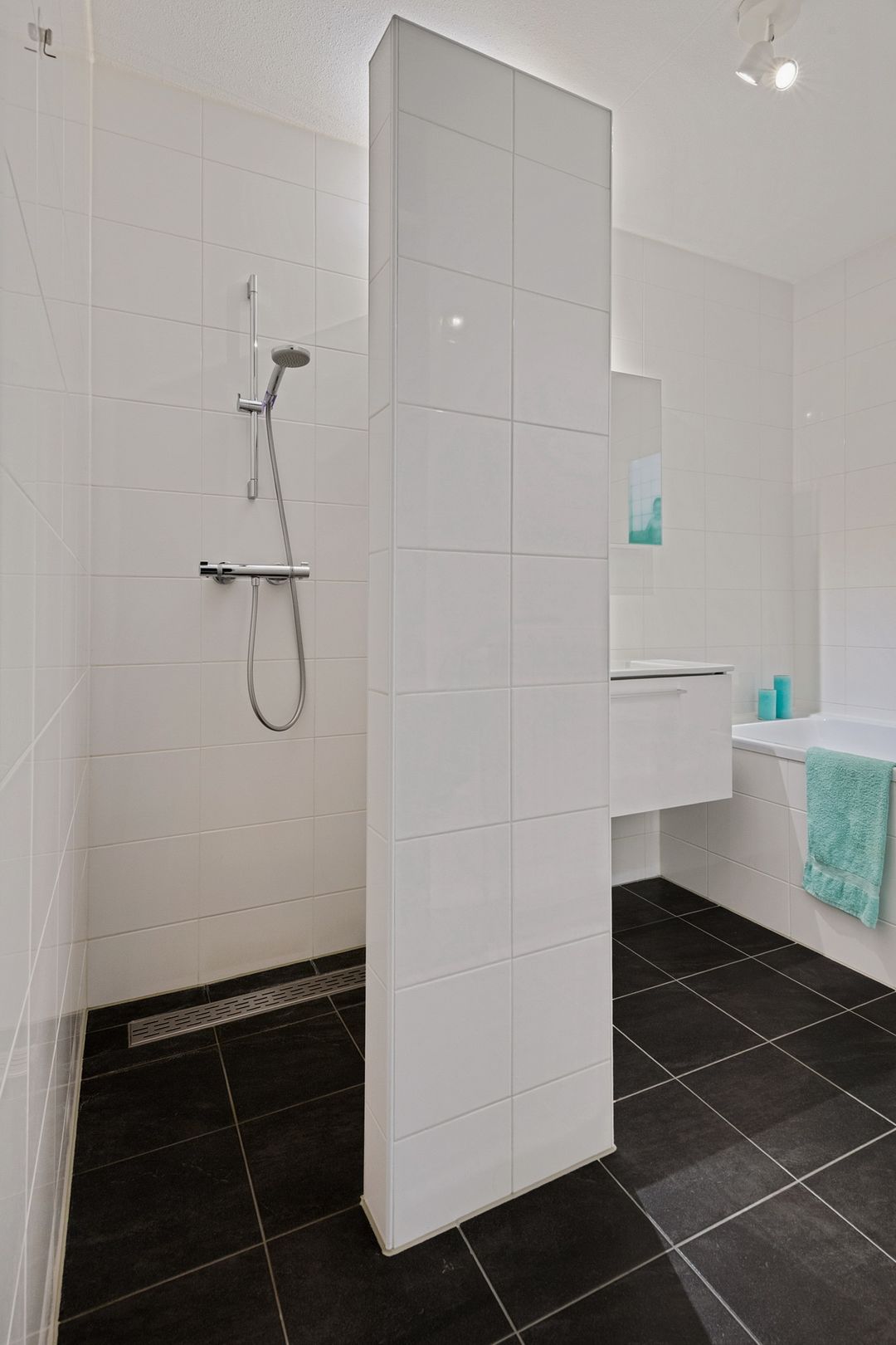 Foto 22 van Tanimbarkade 85