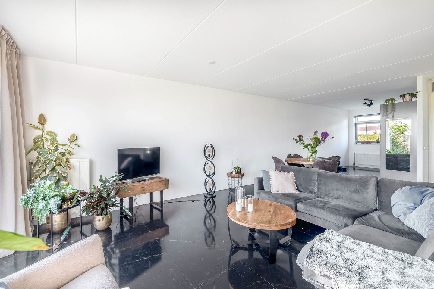 Foto 5 van Van Mieropstraat 23