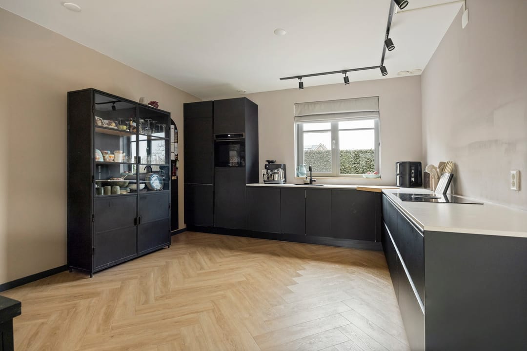 Photo 7 of Schoolstraat 16