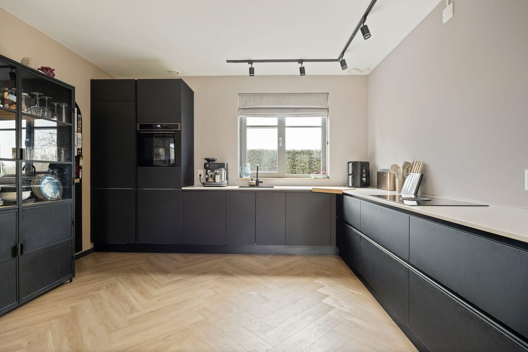 Photo 2 of Schoolstraat 16