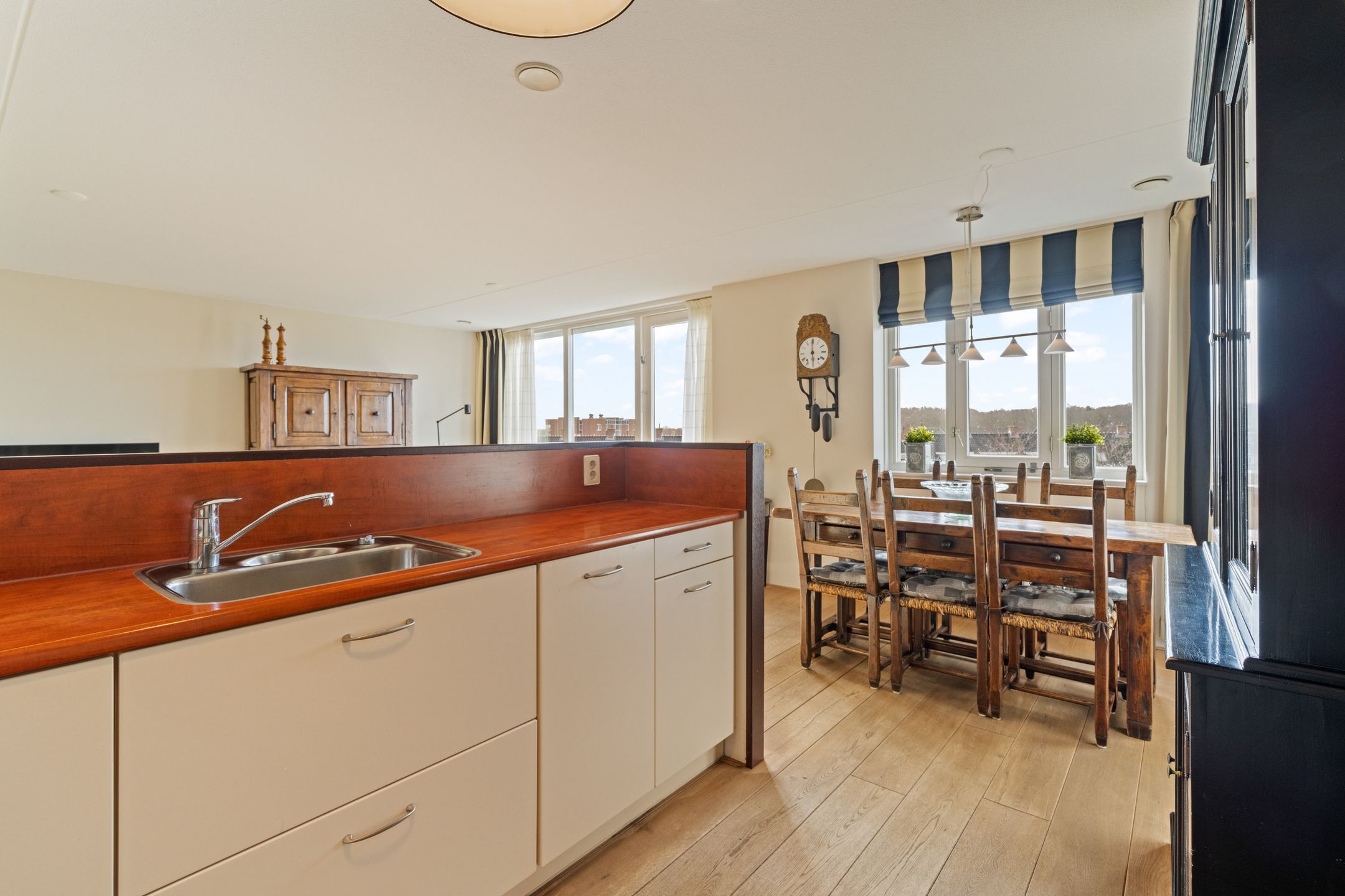 Foto 18 van Peterhof 52