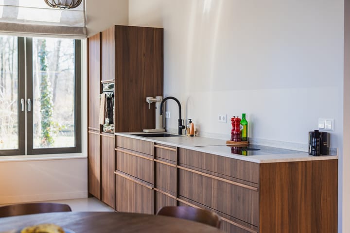 Photo 6 of Thomas Mannsingel 14