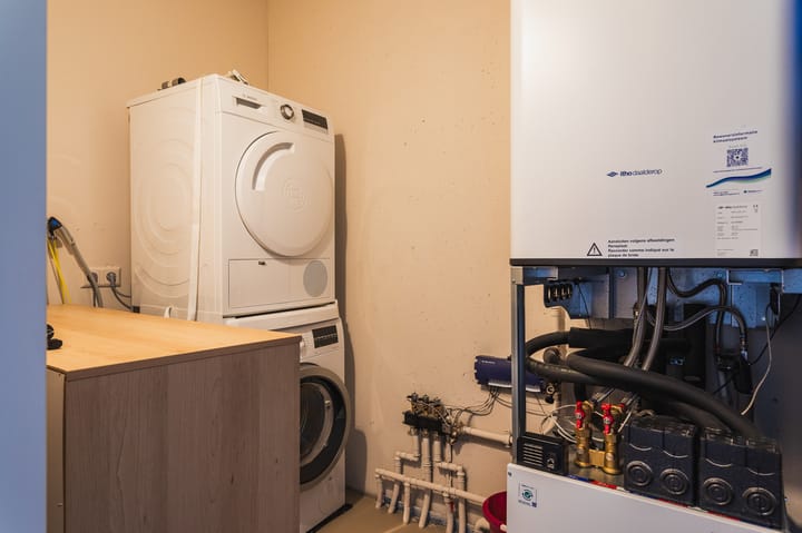 Photo 54 of Thomas Mannsingel 14