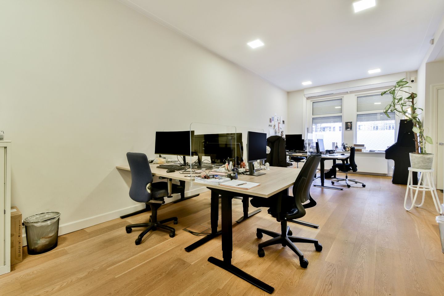 Bekijk foto 2 van Nassaukade 157-H