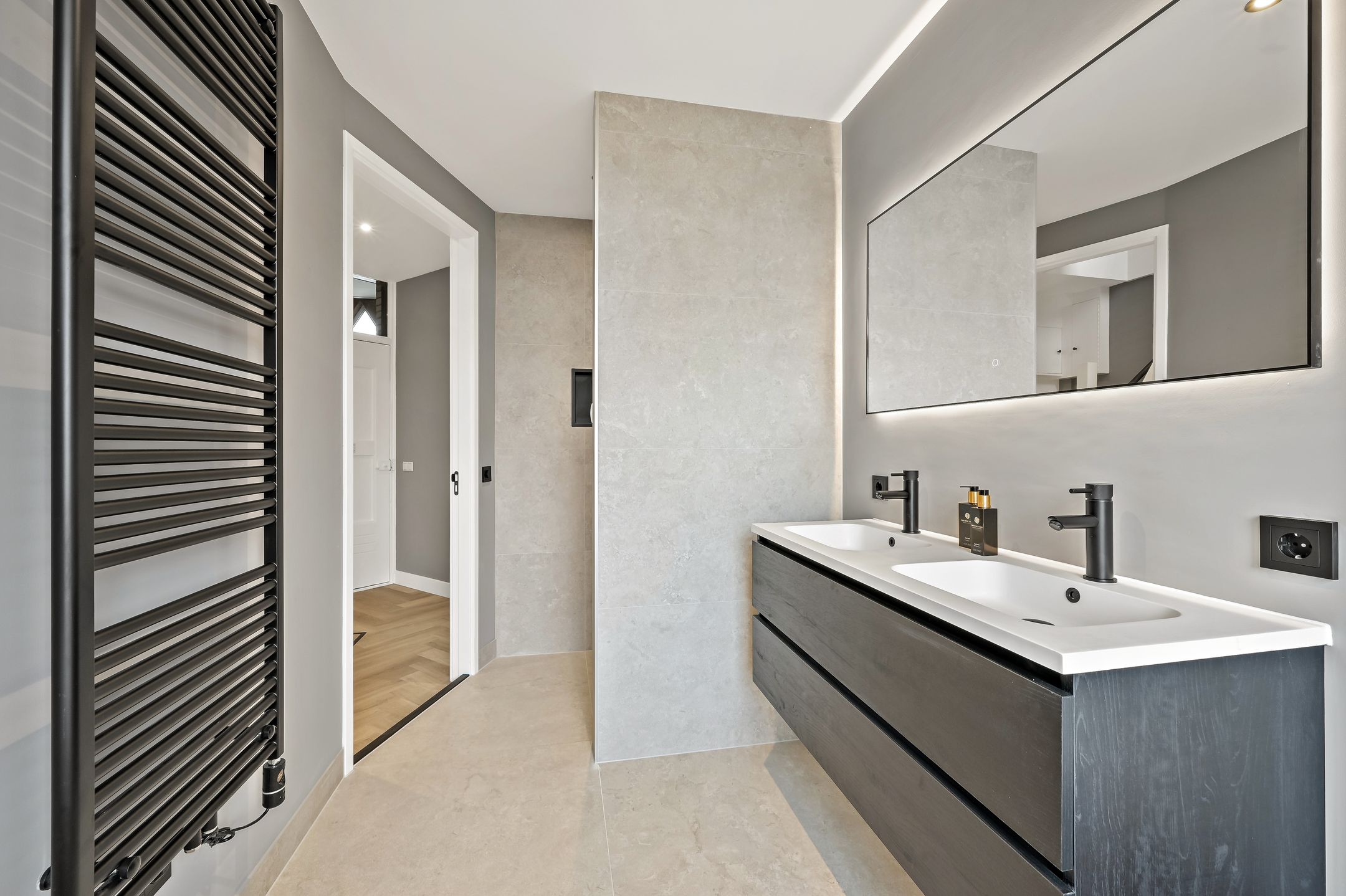 Foto 27 van Hilversumsestraat 41