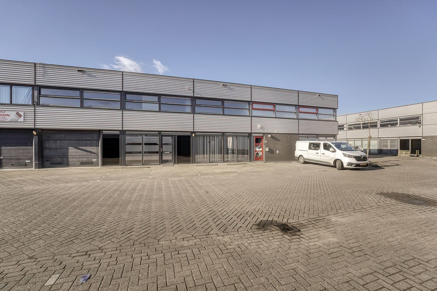 Bekijk foto 3 van Kabelbaan 13