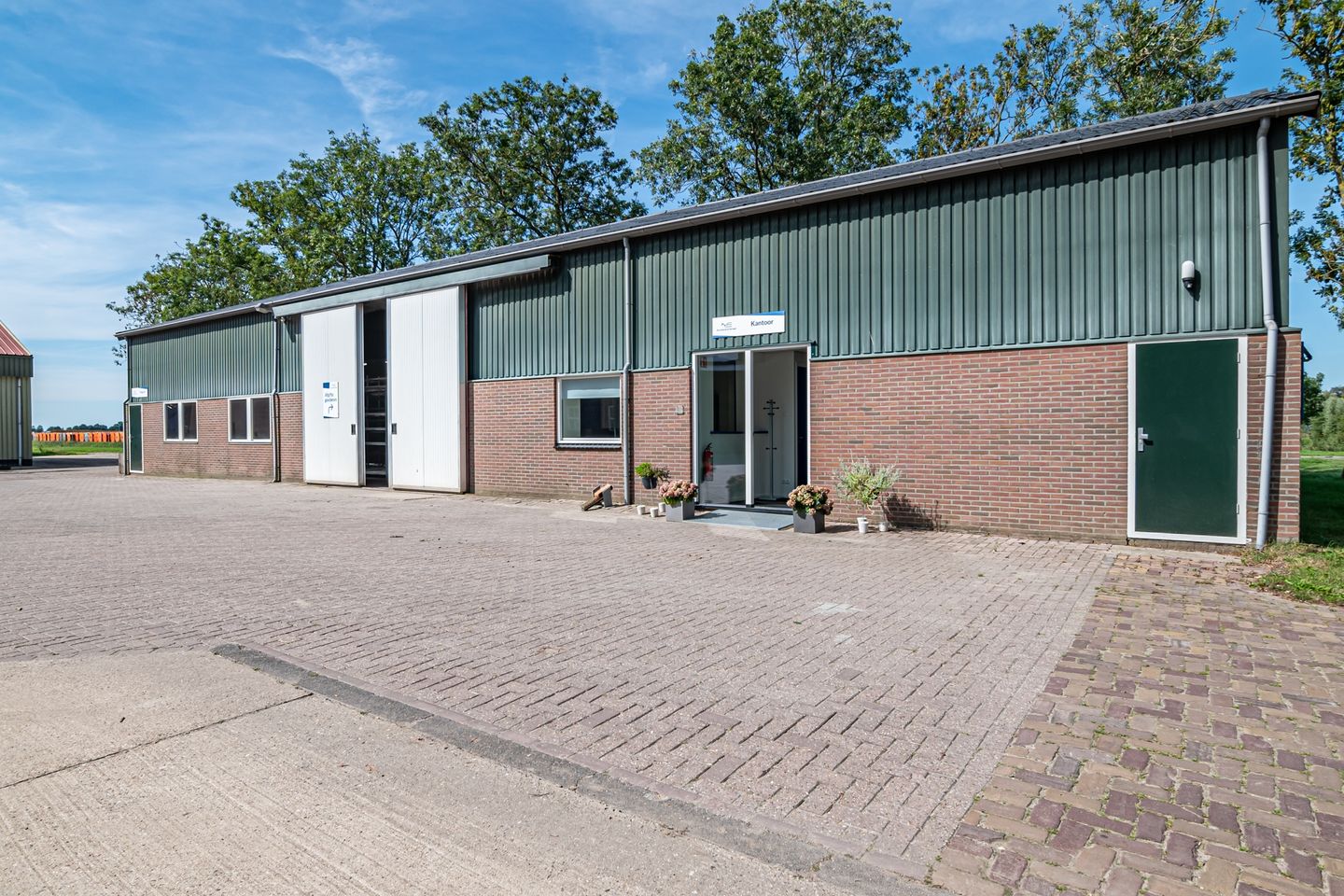 Bekijk foto 2 van Voorsterweg 4