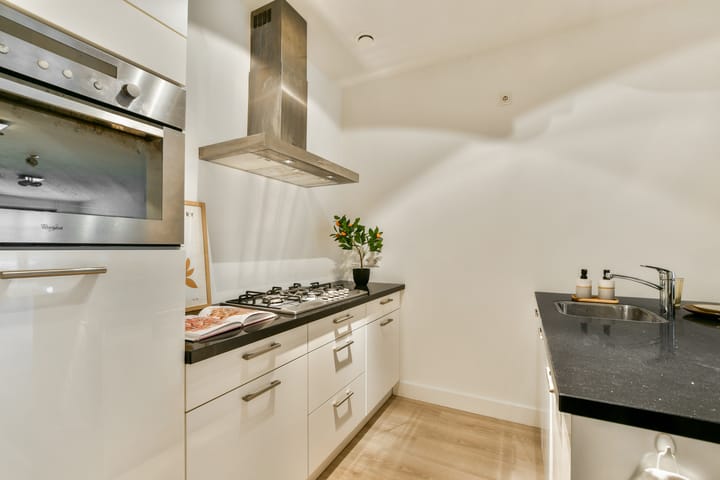 Photo 4 of Dorpsstraat 106-A