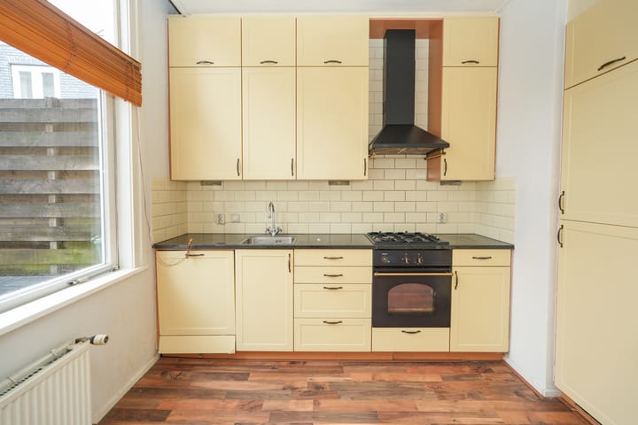 Foto 11 van Molenstraat 148