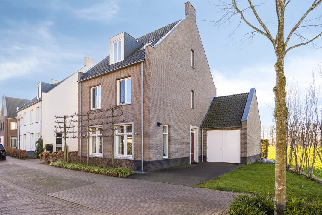 Foto 2 van Bomenbeemd 57