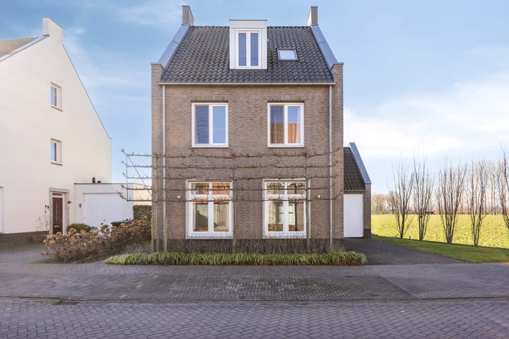 Foto 3 van Bomenbeemd 57