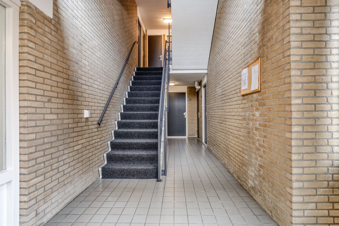 Photo 5 of Oosterhoutstraat 42-C