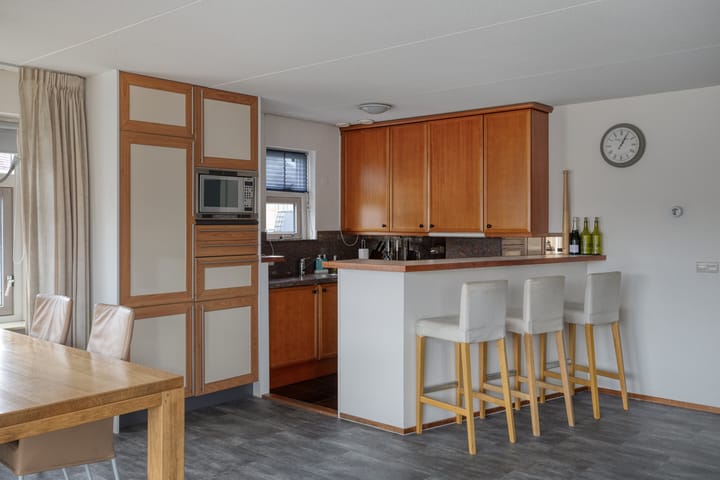 Foto 24 van Oosterhoutstraat 42-C