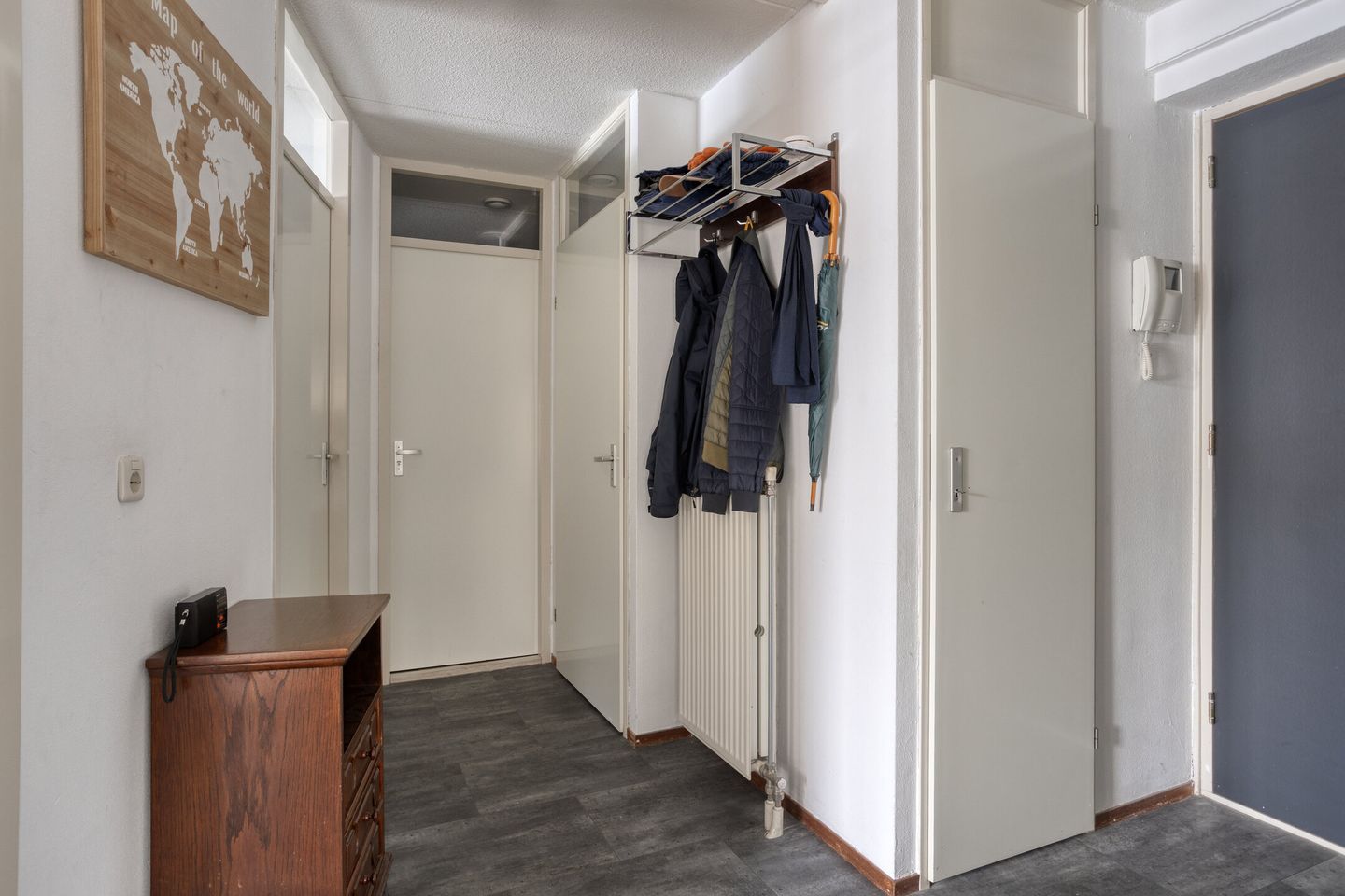 Photo 29 of Oosterhoutstraat 42-C