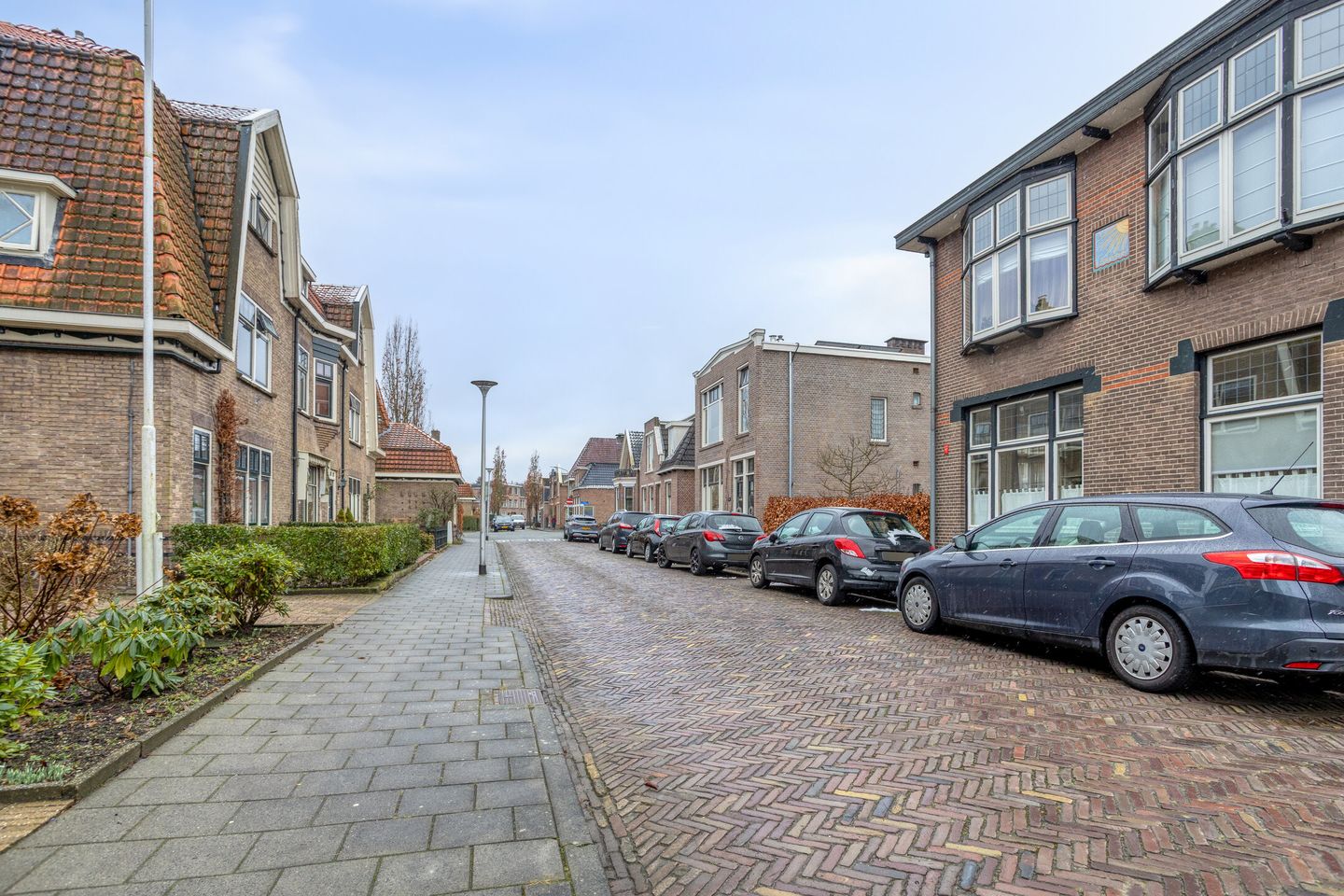 Photo 49 of Oosterhoutstraat 42-C