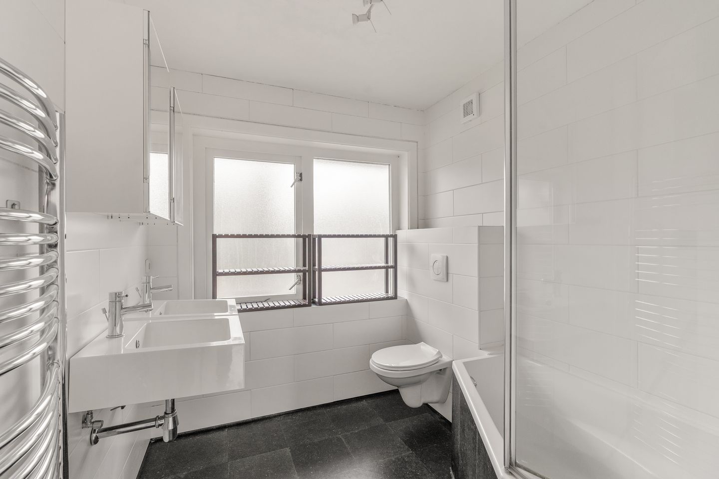 Photo 5 of Soesterweg 142