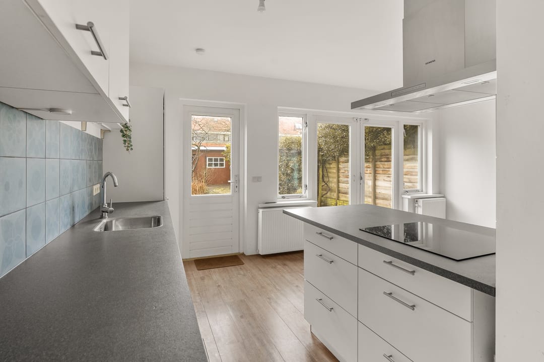 Photo 11 of Soesterweg 142