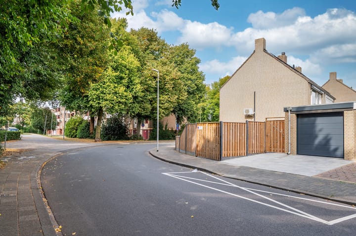 Foto 51 van Drie Decembersingel 127