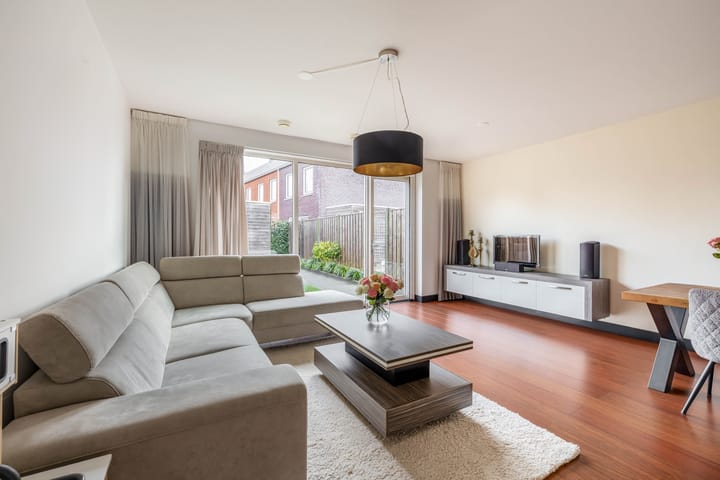 Photo 8 of Koetsierstuin 6