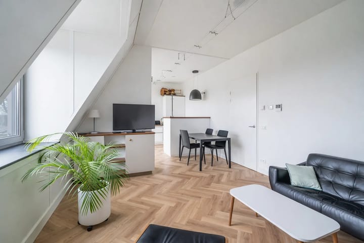 Foto 2 van Maria Enzersdorflaan 9-A