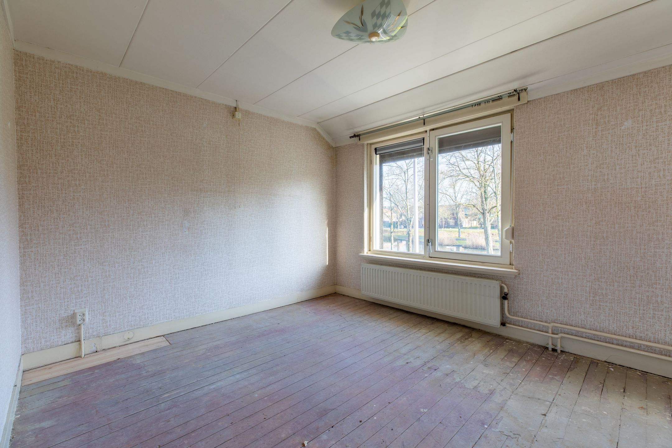 Photo 15 of Burettestraat 5