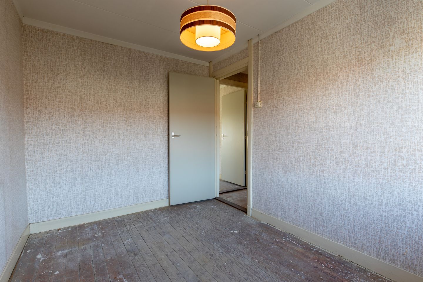 Photo 19 of Burettestraat 5