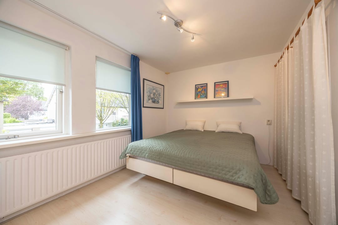 Photo 22 of Johannes Vermeerstraat 9