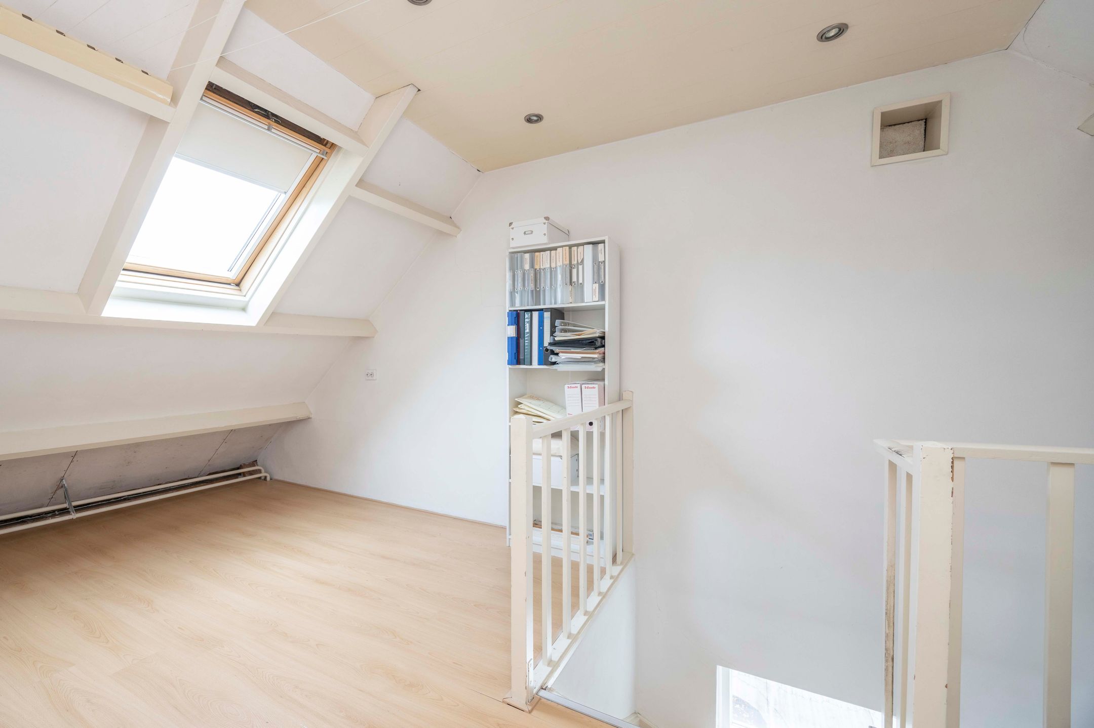 Photo 27 of Johannes Vermeerstraat 9