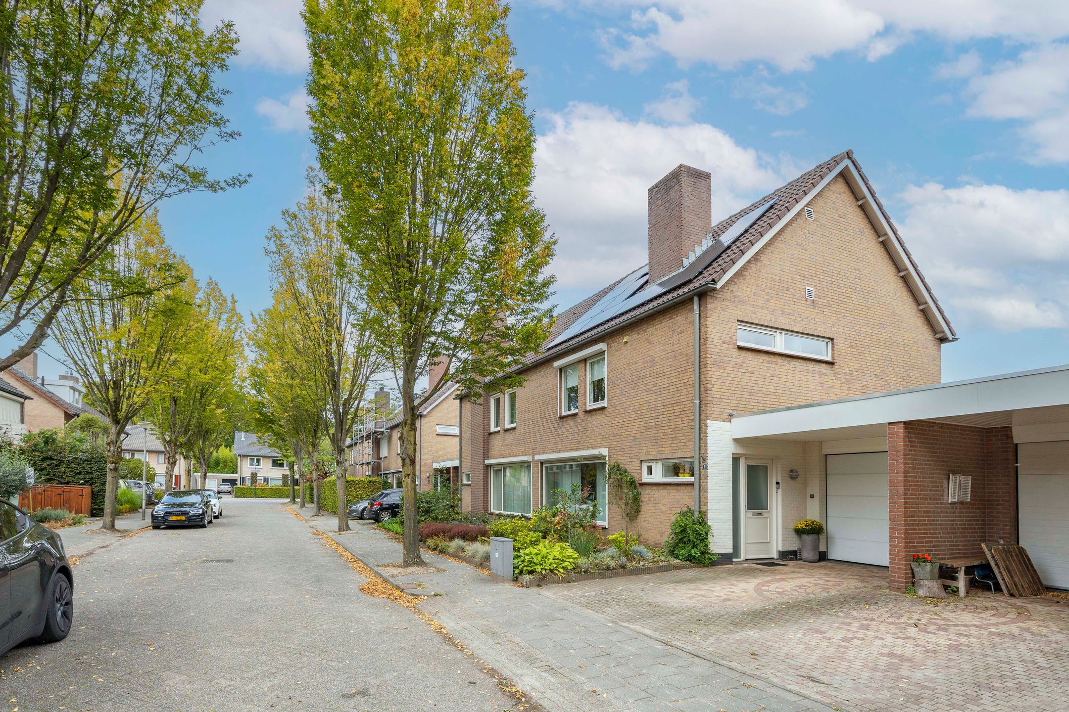 Photo 36 of Johannes Vermeerstraat 9