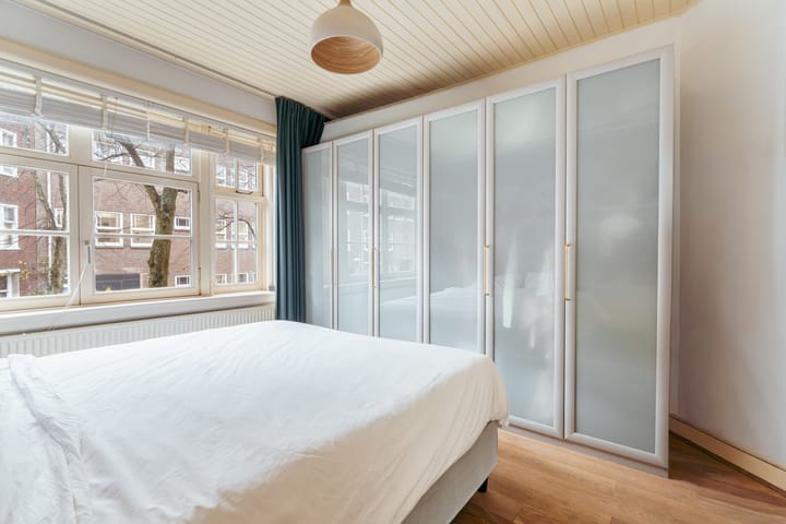 Photo 3 of Geleenstraat 27-1