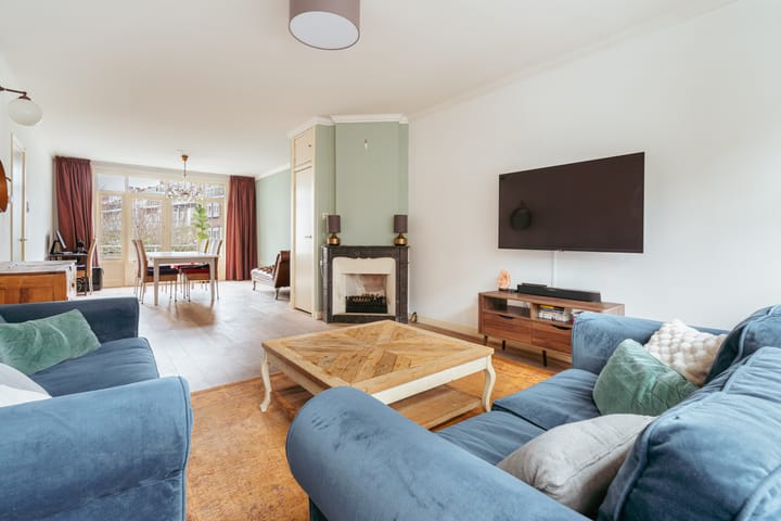 Photo 8 of Geleenstraat 27-1