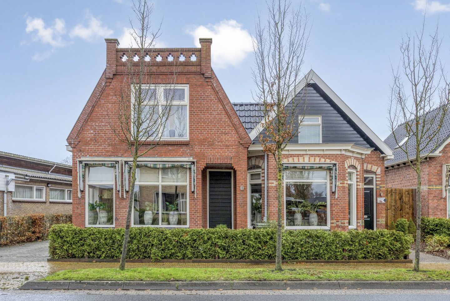 Photo 59 of Foarwei 112