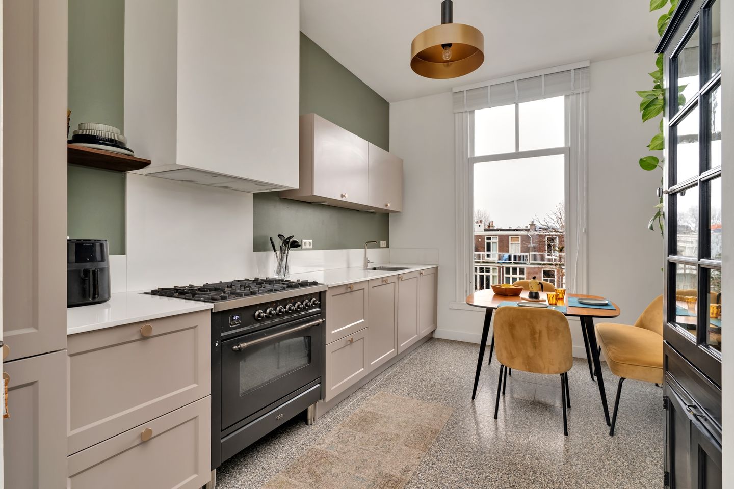 Photo 29 of 2e Sweelinckstraat 86