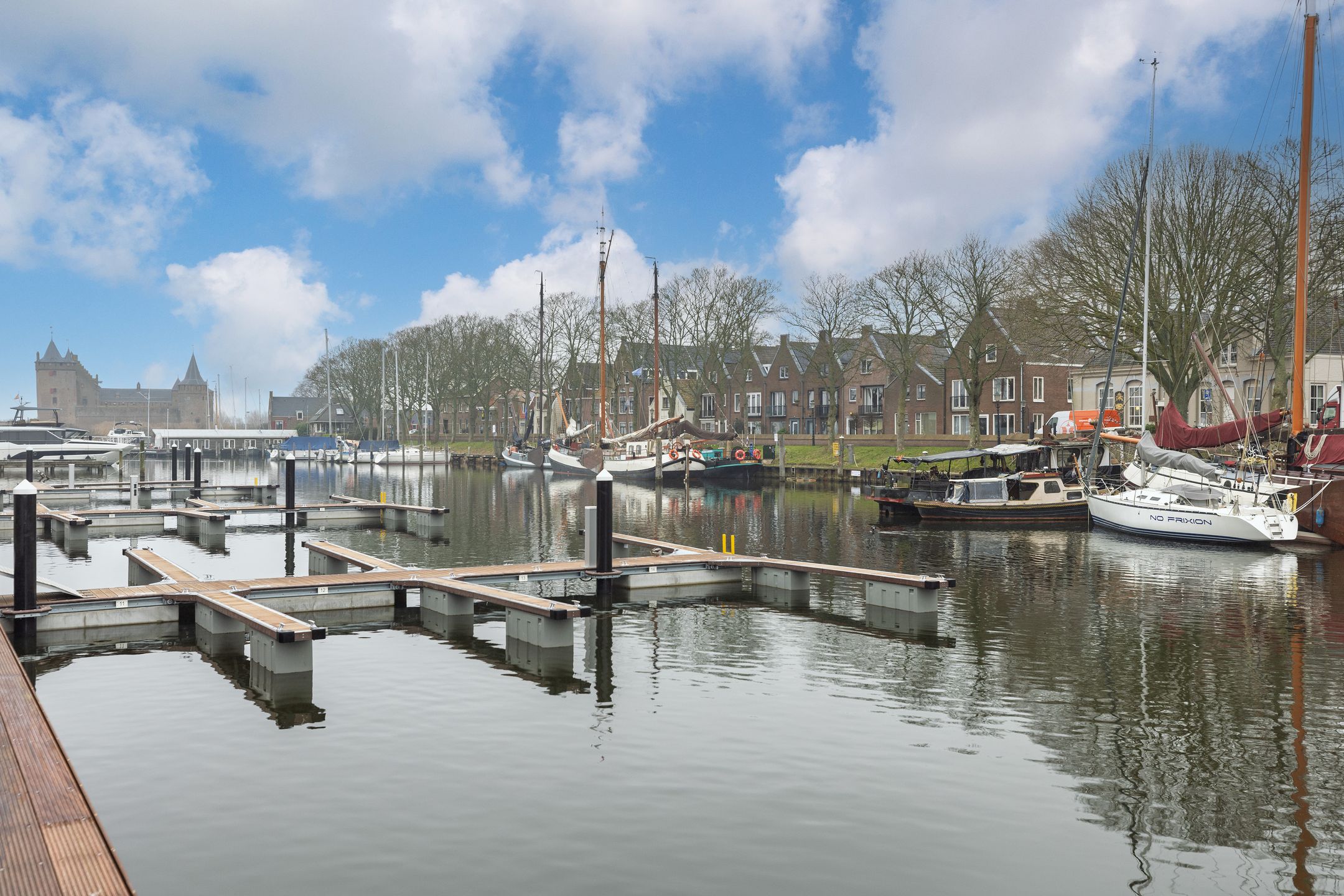 Photo 27 of Hellingstraat 40