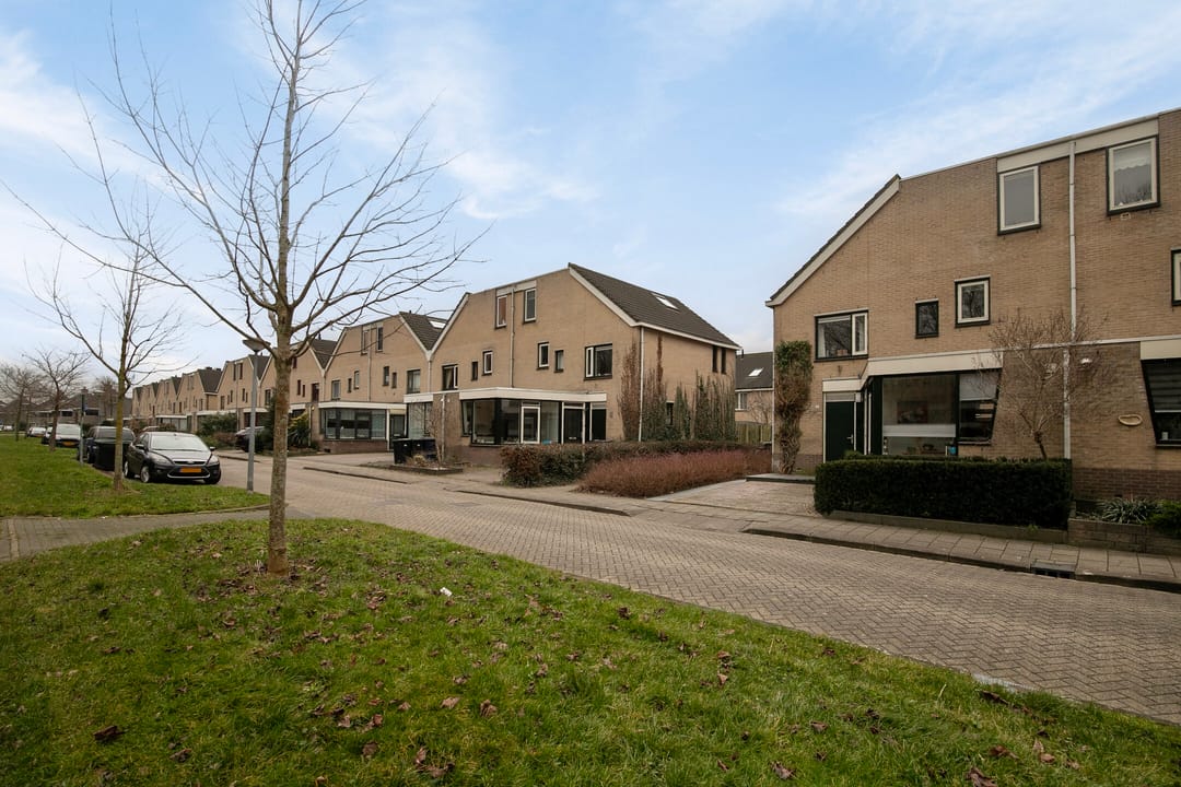 Photo 37 of Leuvenhorststraat 31