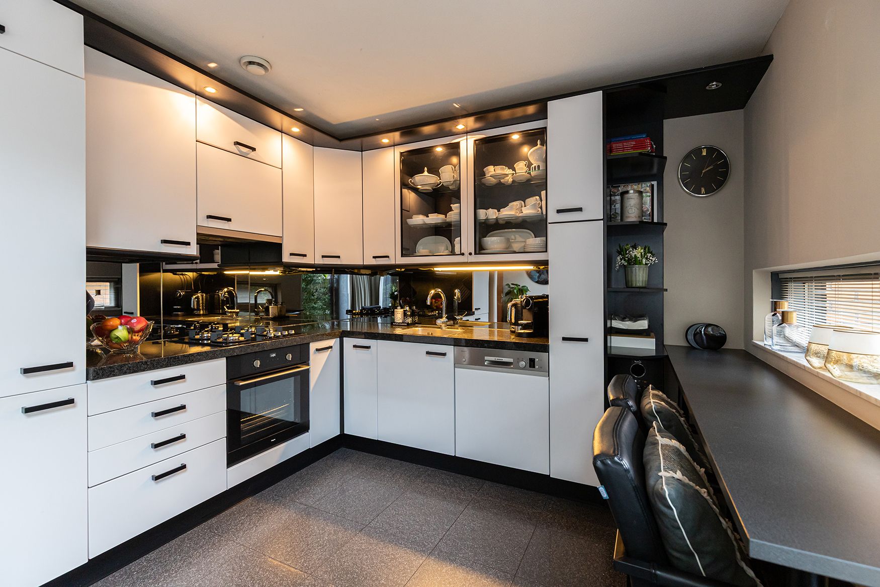 Foto 3 van Balsa 207