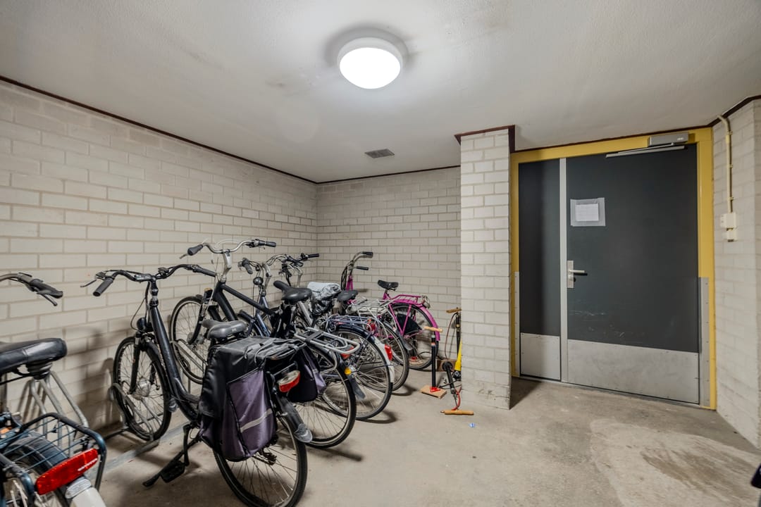 Foto 28 van Langestraat 4-02